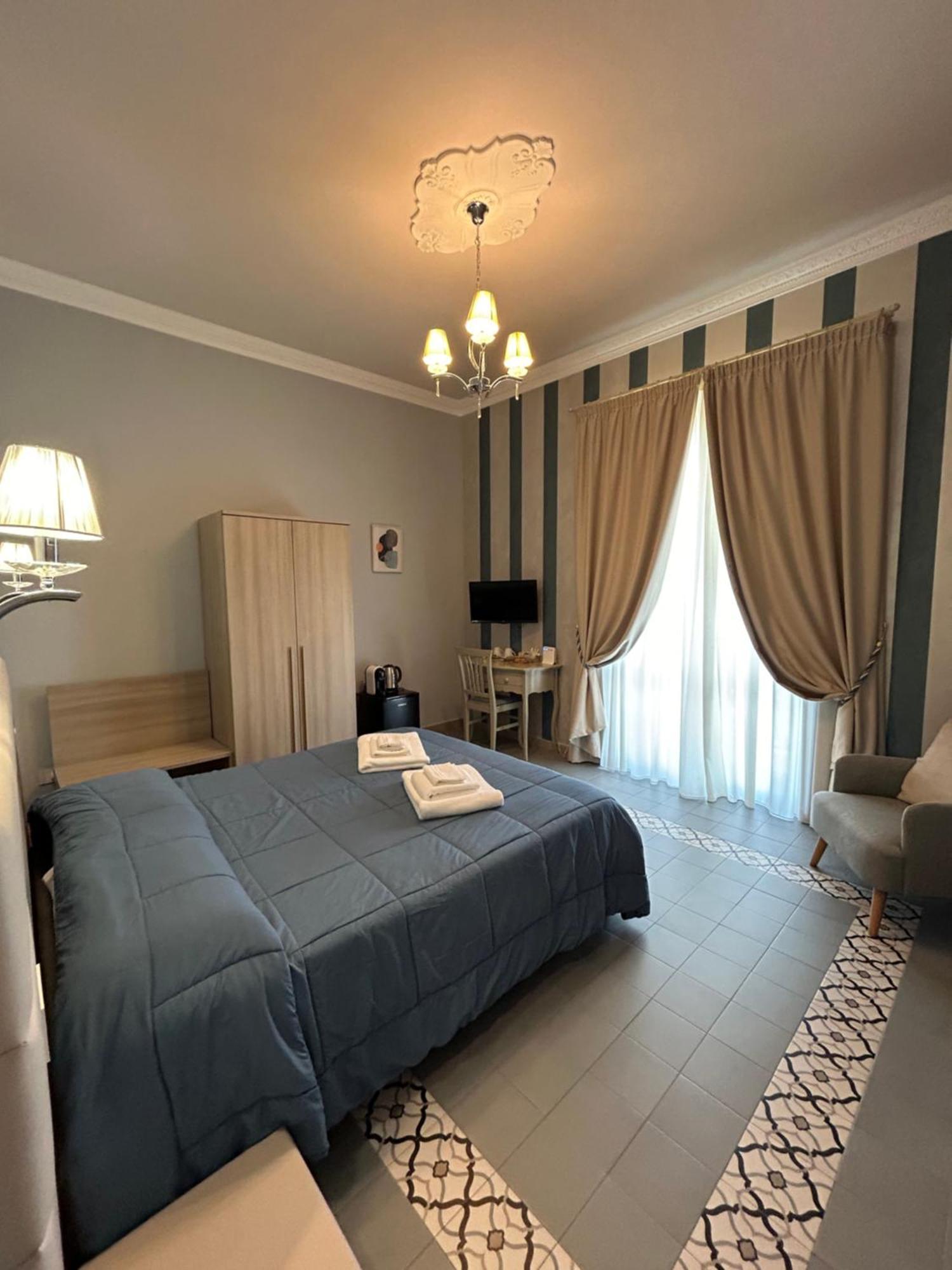 Dimora Le Pietre Del Mare Hotel Pizzo  Bagian luar foto